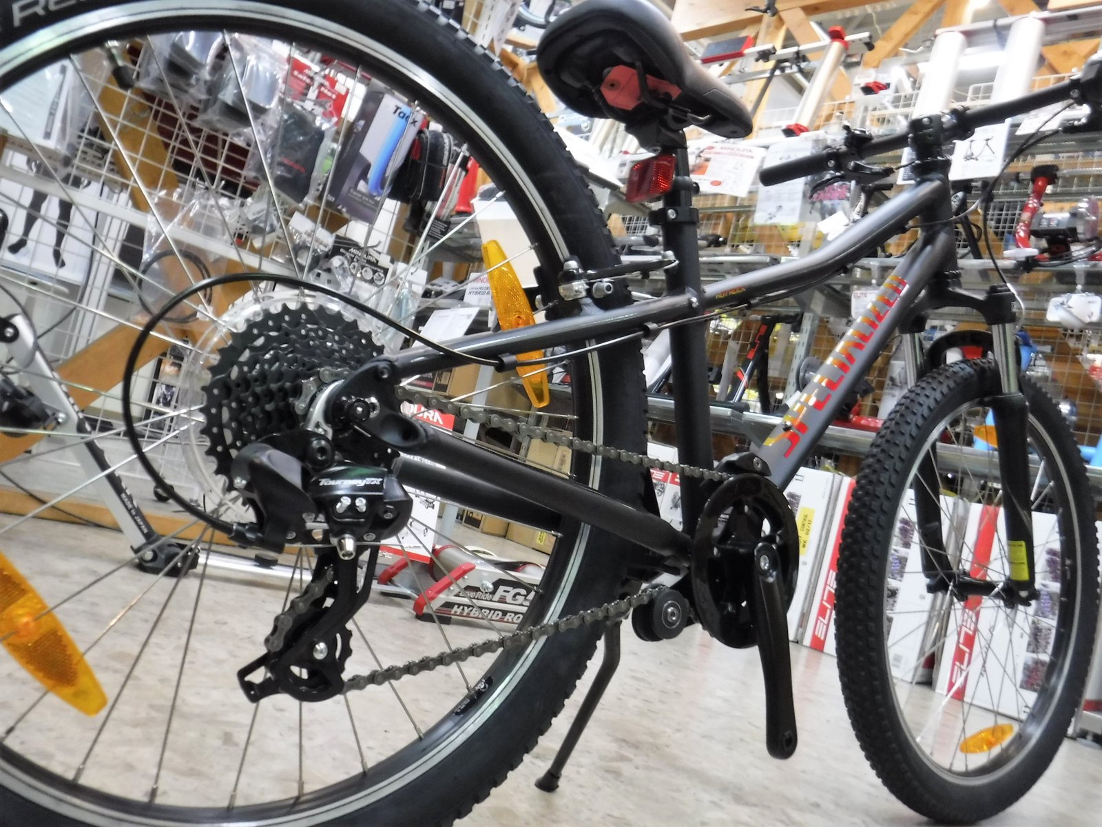 2018 SPECIALIZED HOTROCK 24 | バイシクルセオ新松戸