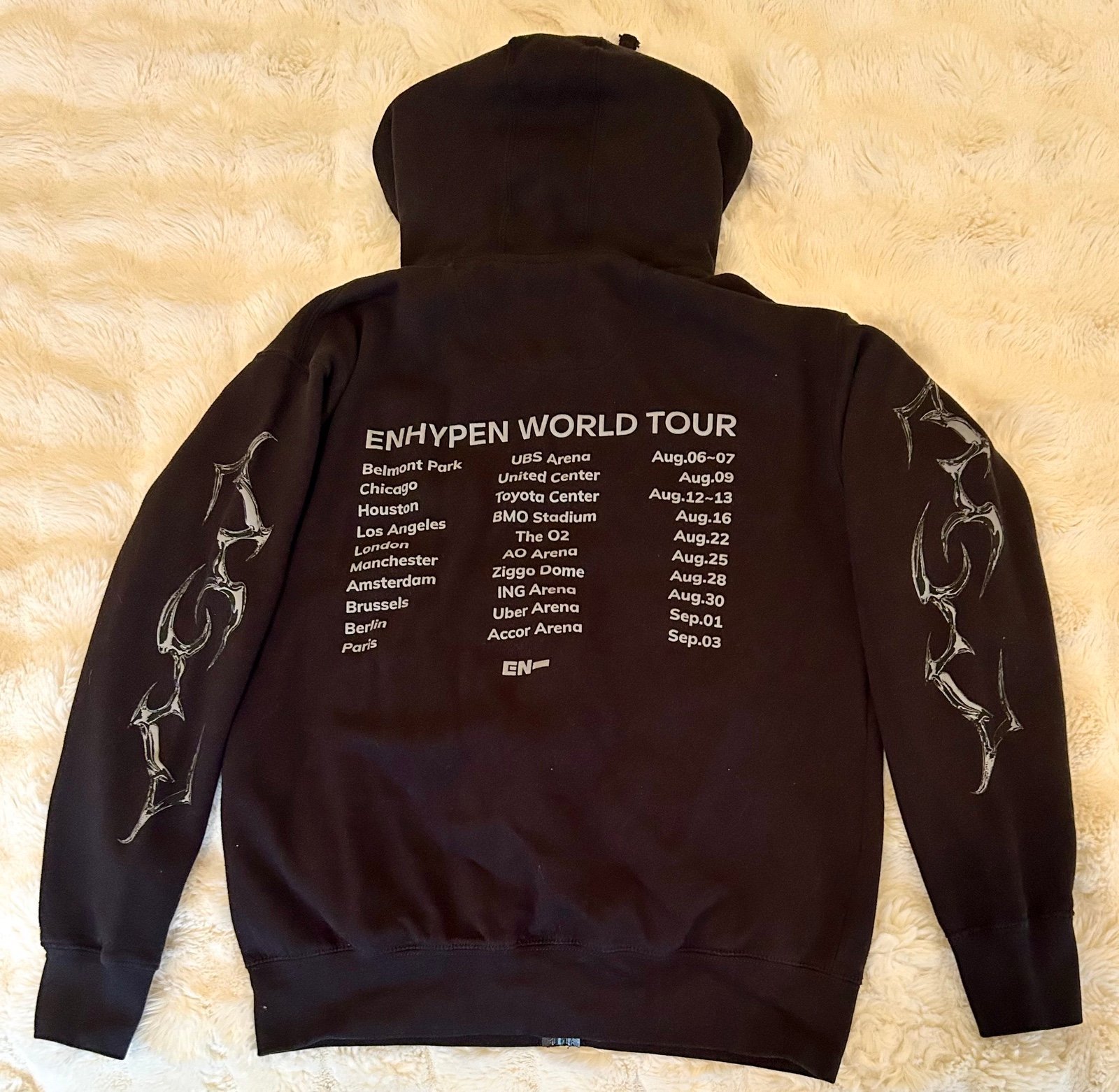 ENHYPEN Walk The Line US Tour 2025 Zip-Up Hoodie Size Medium
