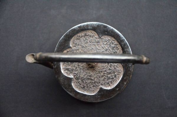 時代物 照光堂 砂鉄急須 未使用品 南部鉄器・照光堂・鉄瓶・伝統工芸・No.